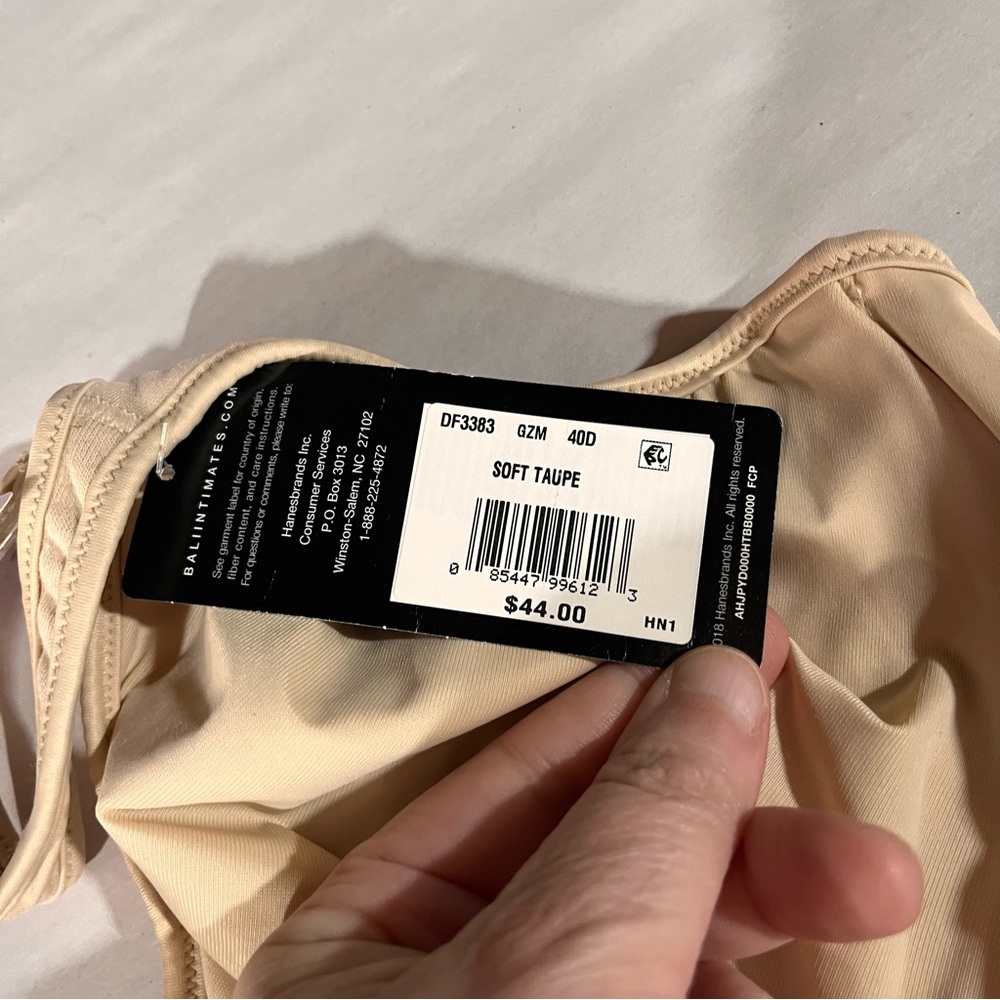 Bali NEW Smoothing Light Beige Underwire Bra 40D - Picture 4 of 9